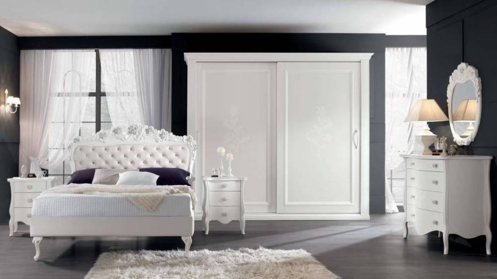 Camera con armadio classico anta scorrevole bianco