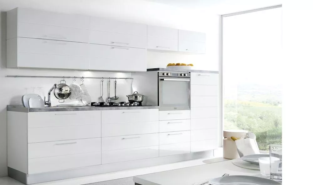 Cucina Lineare a Como: Design e Funzionalita'